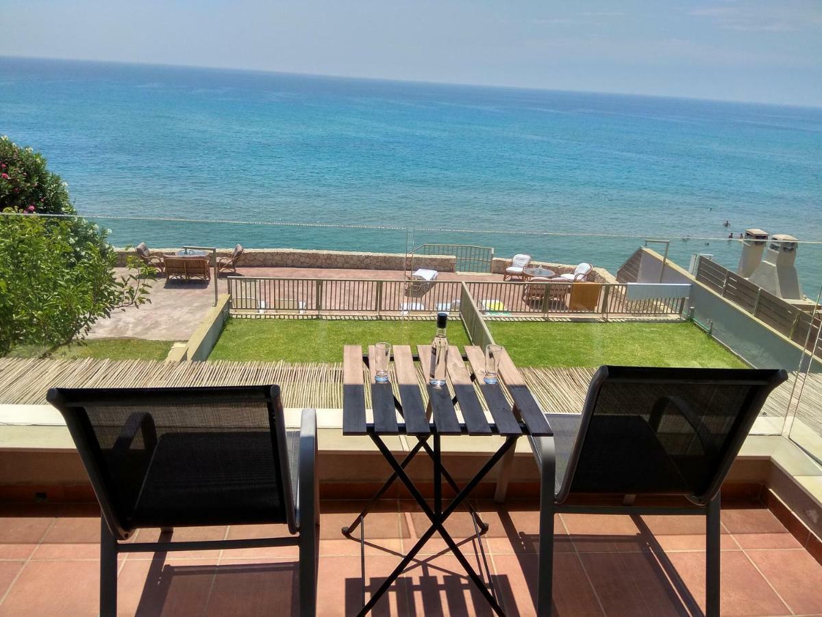 Dip In The Blue - 1 Vila Agios Georgios  Exterior foto